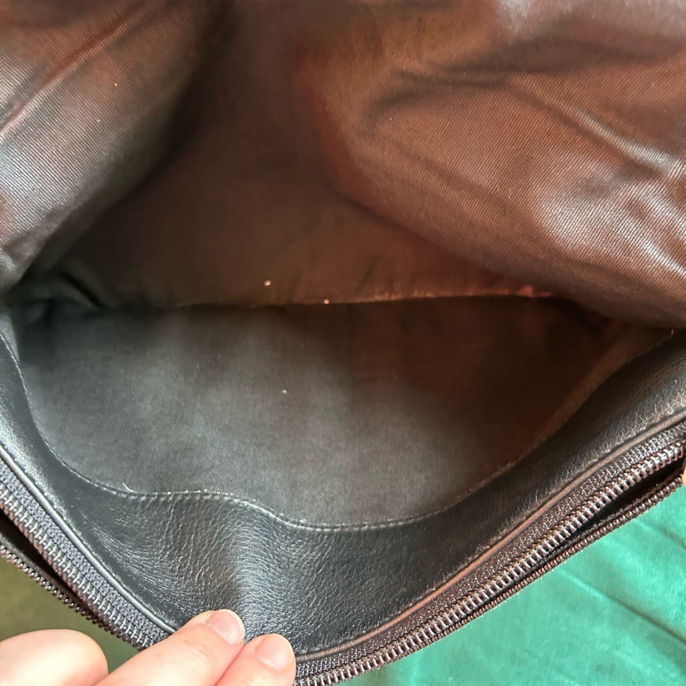 American Vintage Black Leather Satchel - Picture 6 of 15